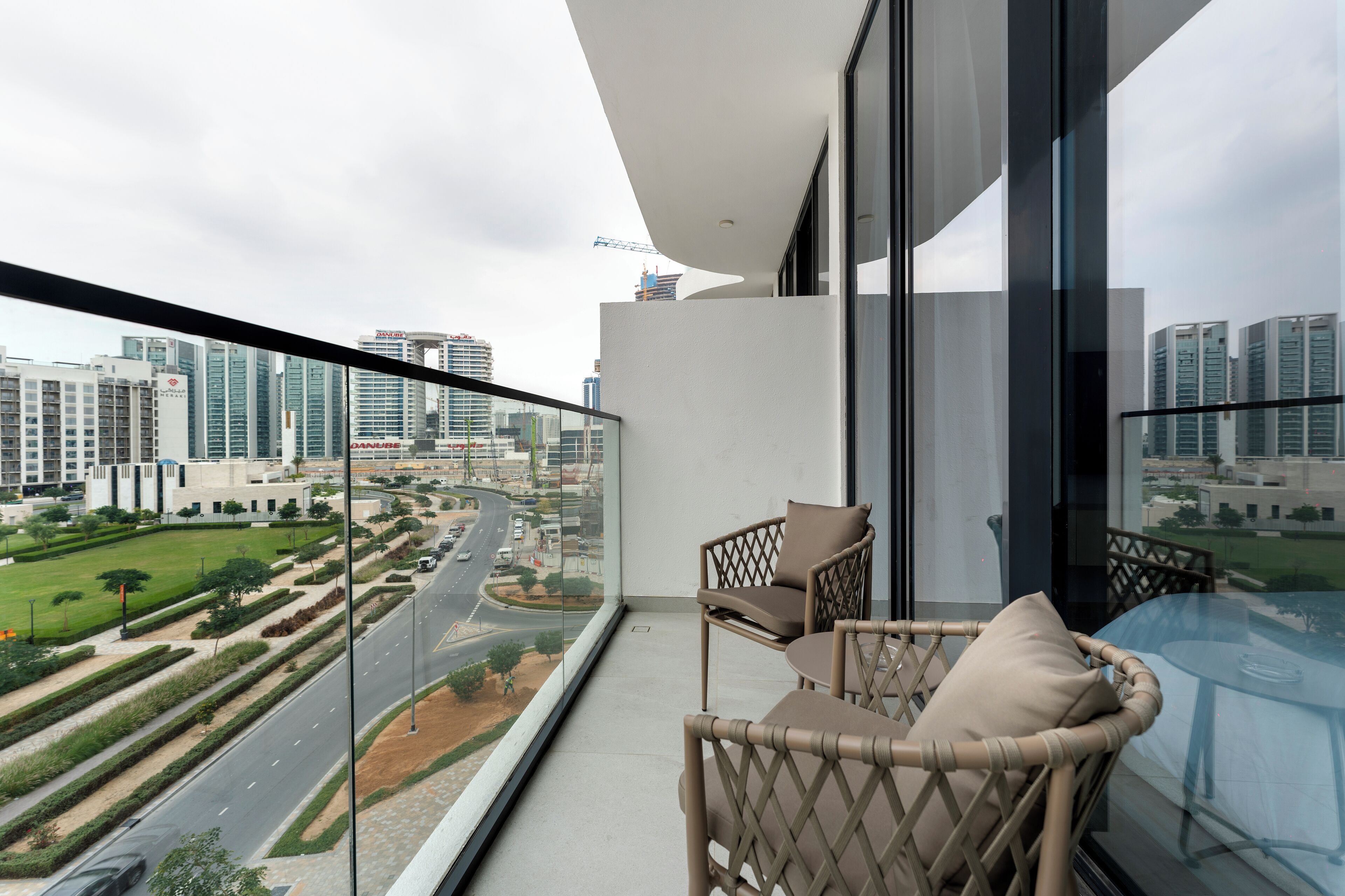 奢華開放式客房, 庭園景 | 遮光窗簾/窗簾、熨斗/熨衫板、免費 Wi-Fi