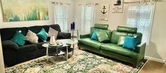 Steps from Lake Ontario-Cozy 1 bedroom retreat