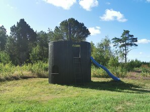 Casa, 4 habitaciones, fumadores, patio | Zona infantil