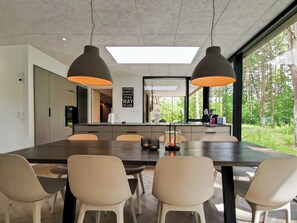Ferienhaus, 4 Schlafzimmer, Terrasse, Gartenblick | Esszimmer