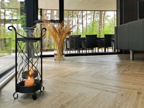 Ferienhaus, 4 Schlafzimmer, Terrasse, Gartenblick | Wohnzimmer