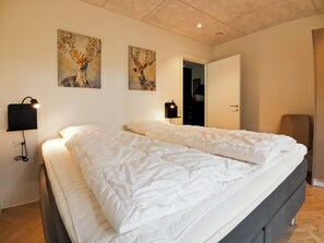 House, 4 Bedrooms, Patio, Garden View | 4 bedrooms - Modern Holiday Home on Læsø, Style, Space, and Scandinavian Charm (Læsø)