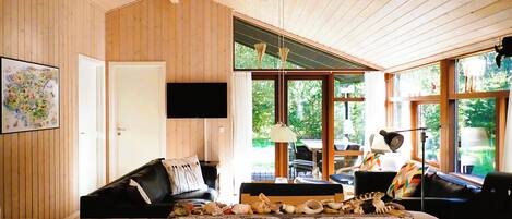 Hus - 3 soveværelser - ryger - terrasse | Stue