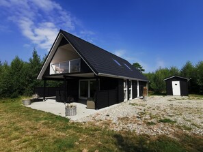 Exterior - New Luxury Holiday Home With Nature View Near Østerby Harbour (Læsø)