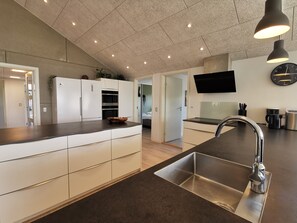 Interior - Panoramic Views and Luxurious Comfort on Læsø Island and Sleeps up to 16 Persons (Læsø)
