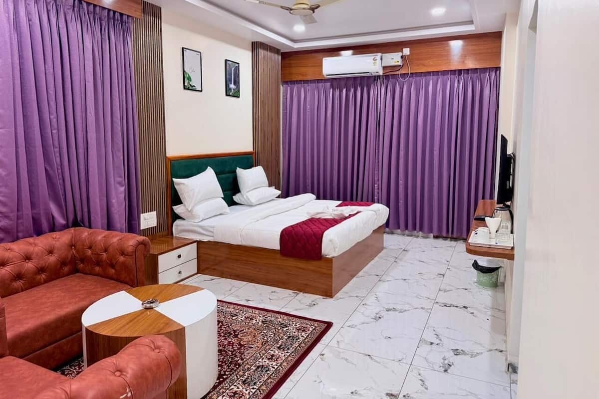 Phòng đôi Deluxe, quang cảnh thành phố | Bộ đồ giường cao cấp, bàn ủi/dụng cụ ủi quần áo 