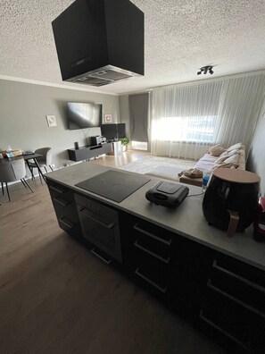 Interior - Room-cozy Shared Flat in Heart of Icelan (Reykjanesbær)
