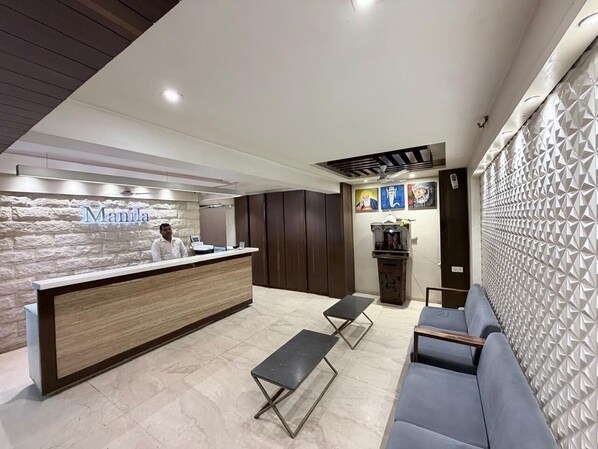 Interior - Hotel Manila (Ahmedabad)