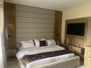 Appartement Confort | Bureau, fer et planche à repasser, Wi-Fi gratuit