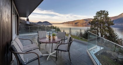 Lake & Mountain View Villa | 15min to Interlaken