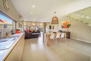 Interior - Modern 3-Bed Home with Pool Access, Ballito (Ballito)