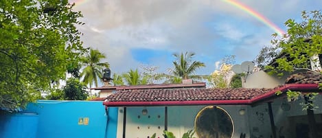 2 outdoor pools