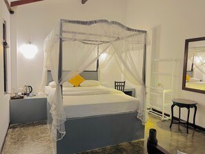 Chambre Triple Standard, patio