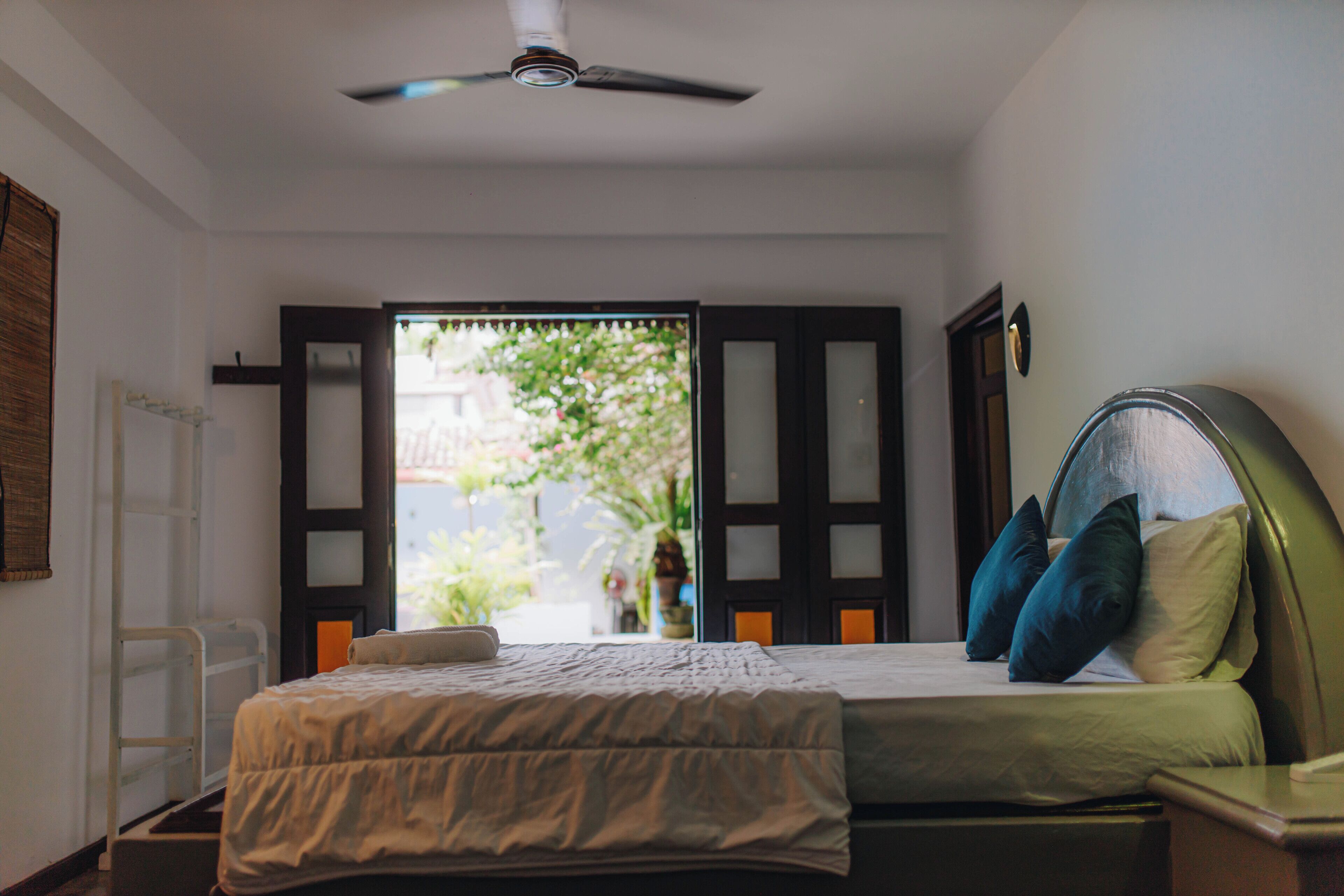 Desk, laptop workspace, free WiFi