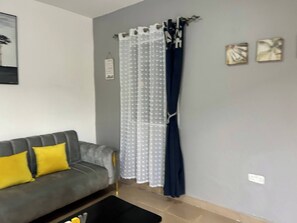 Talo, 1 makuuhuone, tupakointi sallittu | Olohuone