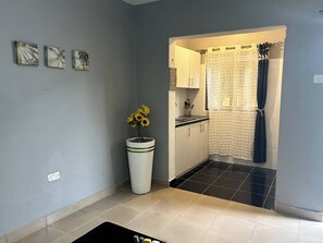 Studio, 1 Bedroom, Smoking | Interior