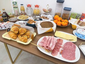 Petit déjeuner buffet compris tous les jours