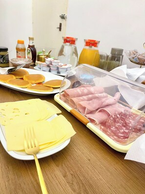 Petit déjeuner buffet compris tous les jours