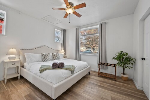 Timeless 1890s Bungalow Steps to Downtown