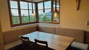 用餐