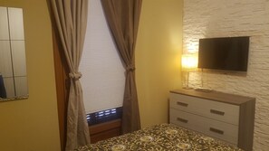 1 bedroom, iron/ironing board, WiFi, bed sheets - Apartment 20 meters from the sea in the seaside village of San Giovanni li Cuti (CT) (Catania)