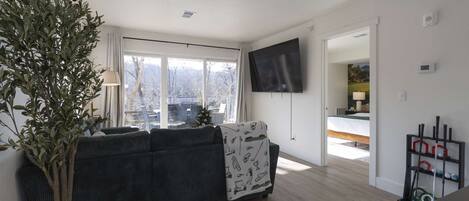 2 soverom, strykejern/-brett, wi-fi og sengetøy