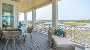 Outdoor dining - Relaxin @ The Roses II - Brand New Home with Amazing Sound Views (Surf City)