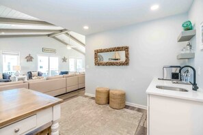 Interior - Loggerhead Landing - Spacious 5BR Home with Cov. Porches & Ocean Views (Surf City)