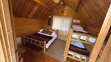 Standard Cabin, Courtyard View | Desk, laptop workspace, free WiFi