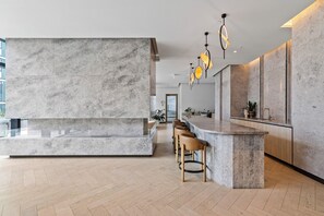 Lobby - Designer 1BR + Sofa Bed in Aspire | Skyline Views (Melbourne)