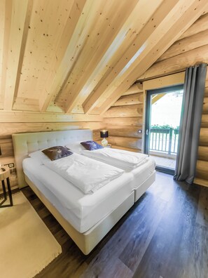 Iron/ironing board, WiFi, bed sheets - Vacation log cabin Black Forest 2 - Luxury chalet with sauna & whirlpool on the Feldberg (Feldberg (Schwarzwald))