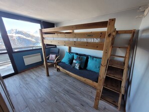 Interior - Comfortable apartment, ski-in ski-out, pets allowed (Plagne Aime 2000)