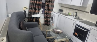 Bright and Modern Flat in Manchester's Heart