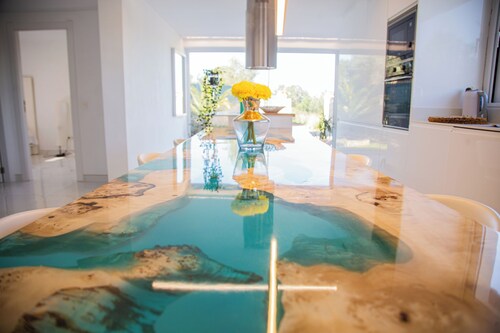 Luxury Villa in Valencia, exclusive style, relax and enjoy