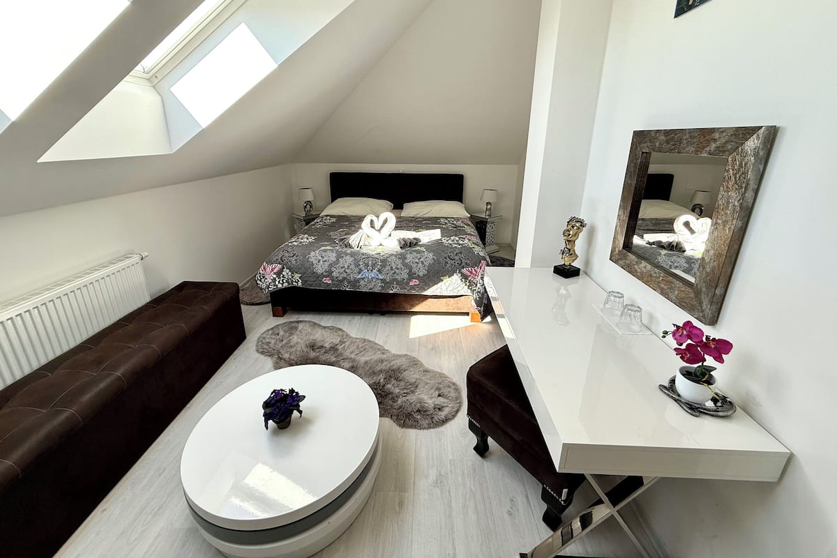 Deluxe Double Room | WiFi (free)