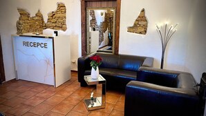 Reception - Hotel Stará pošta (Zdiby)