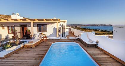 Ble Oneiro Villa KIRA by Milos Hospitality