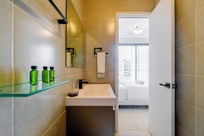 Room - w Engaging 1BR w Balcony in San Francisco (Panama City)