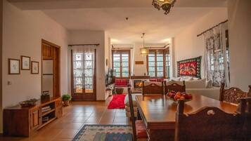 House | 3 bedrooms, Internet