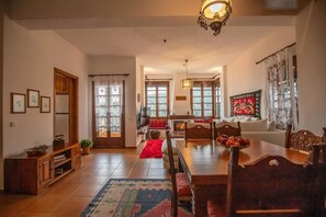 3 bedrooms, Internet - Alonia Forest House - Limni Plastira Getaway (Lake Plastiras)