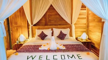 One Bedroom Villa Private Plunge Pool | Free WiFi, bed sheets