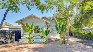 House (2 Bedrooms) | Front of property