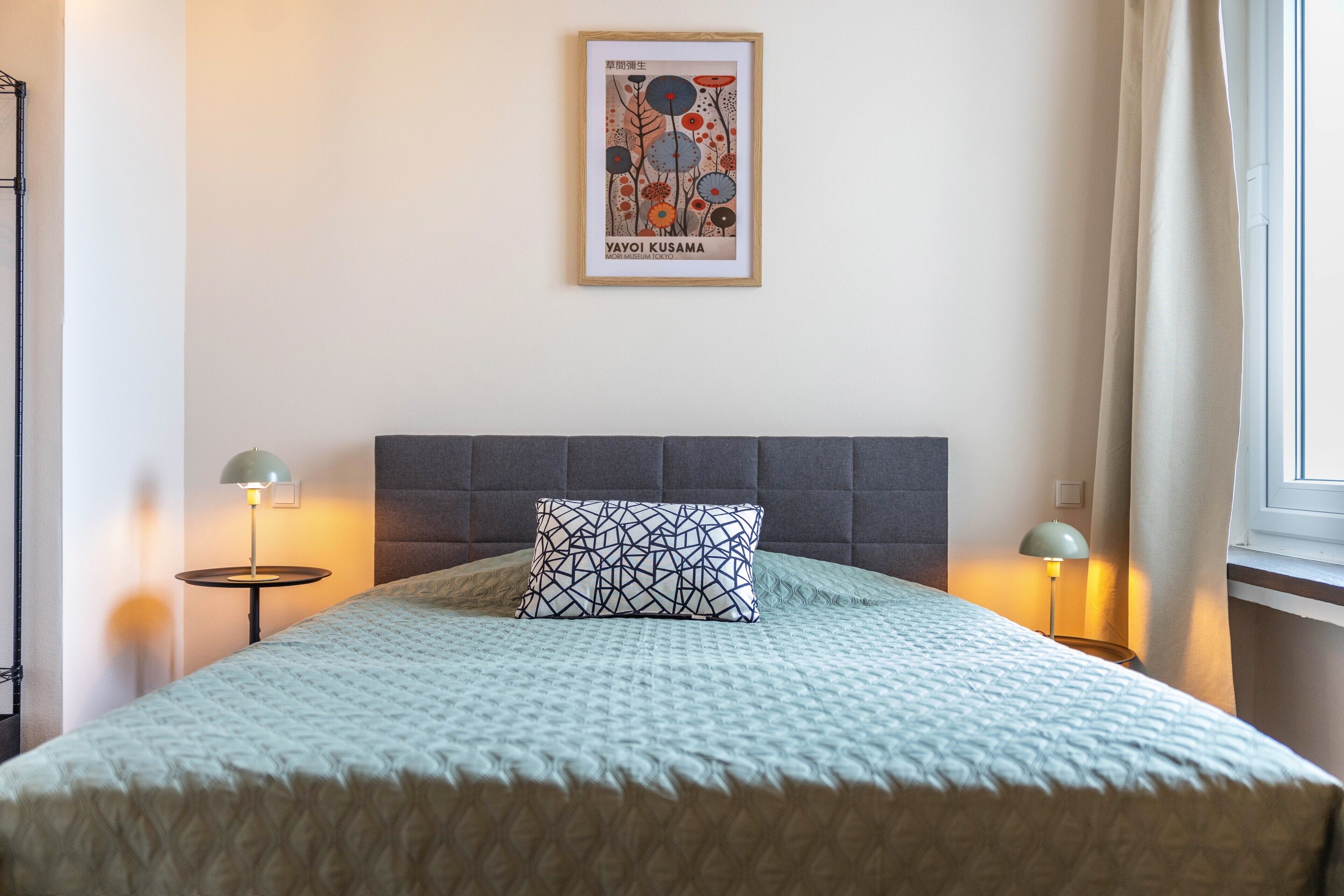 3 Schlafzimmer, Schreibtisch, Bügeleisen/Bügelbrett, WLAN