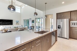 House (3 Bedrooms) | Interior - Mtn-view Palm Springs Oasis: Stagecoach Fest Hub! (Palm Springs)