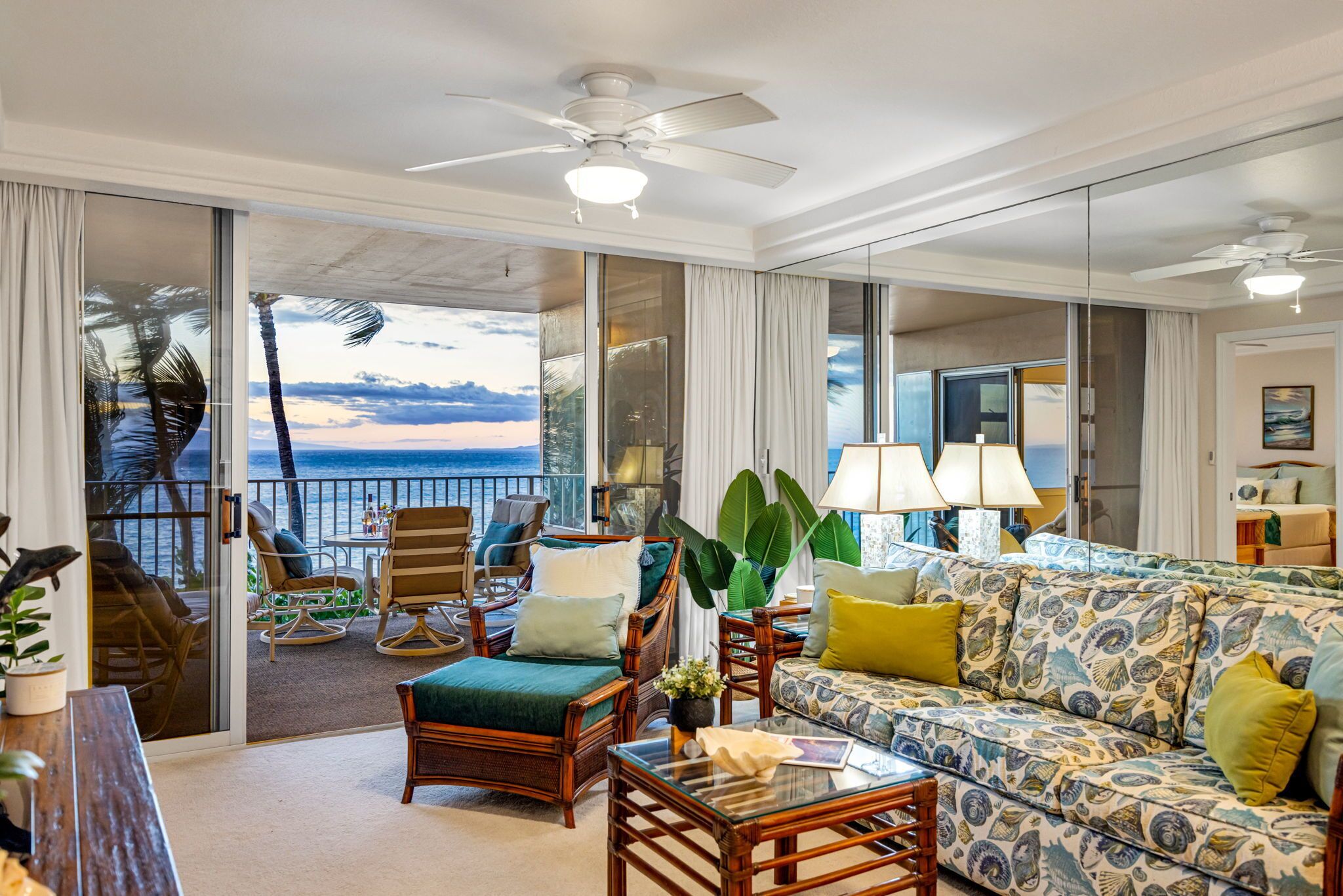 Smart TV, DVD player