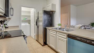 Apartment (4 Bedrooms) | Interior