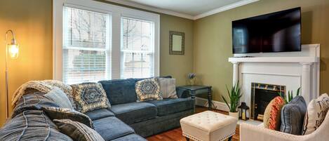House (3 Bedrooms) | Front of property