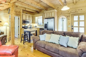 Rumah (2 Bedrooms) | Interior