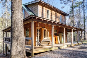 House (2 Bedrooms) | Interior - Newly Refreshed! Suches Cabin w/ Deck, Fire Pit (Suches)
