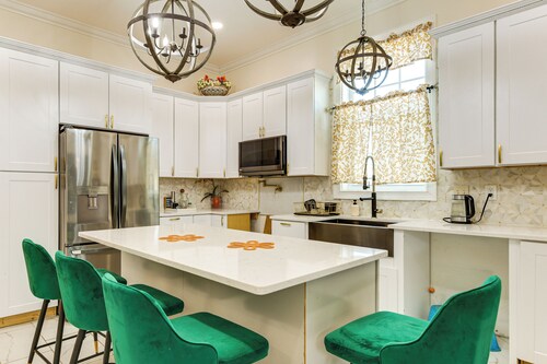 Huge Group Retreat Near Woodruff BMW & Greenville!